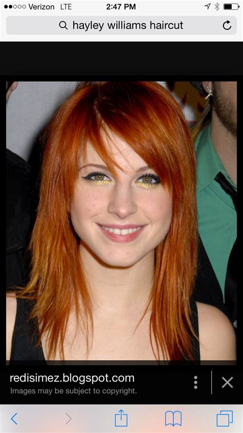 Lead Singer Of Paramore Hayley Rocks Went To Her Concert Just Recently