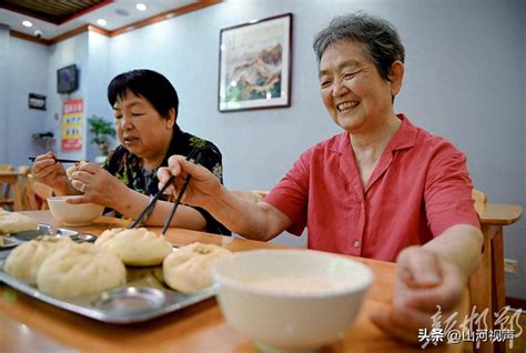 邯郸：老年助餐服务 乐享幸福“食”光丛台区社区食堂