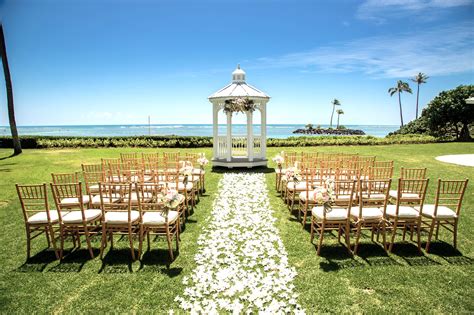 The Kahala Hotel Resort Ocean Front Wedding Go Hawaii