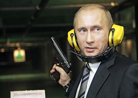 Vladimir Putin and other KGB-trained leaders have a “gunslinger’s gait ...