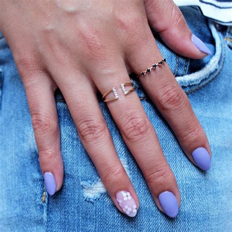 24 Ways To Make Your Manicure Last Longer And Chip Less Glamour