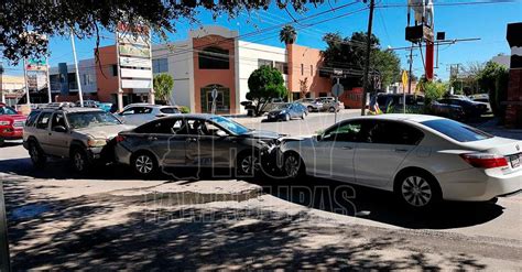 Hoy Tamaulipas Accidentes En Tamaulipas Conductor Provoca Carambola Y