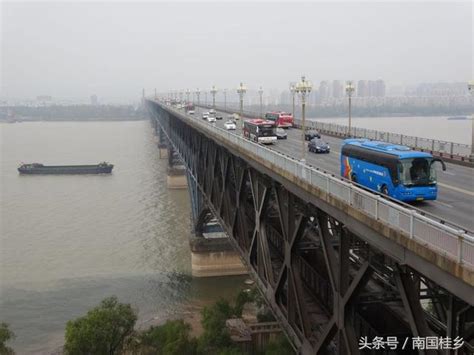 長江最早的三座大橋，你知道分別在哪裡嗎？ 每日頭條