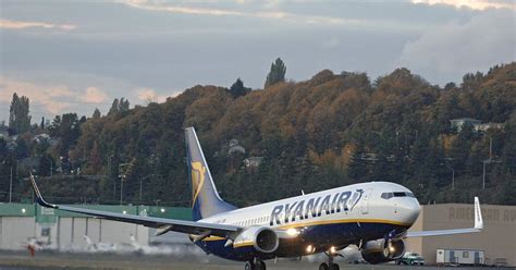 Ryanair Closes Dusseldorf Base News Flight Global