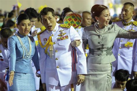 Las Desconocidas Hijas Del Polémico Rey De Tailandia Gente El PaÍs