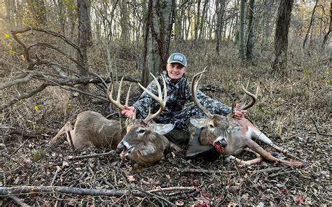 Whitetail Hunting Tips How To Hunt A Barnyard Buck