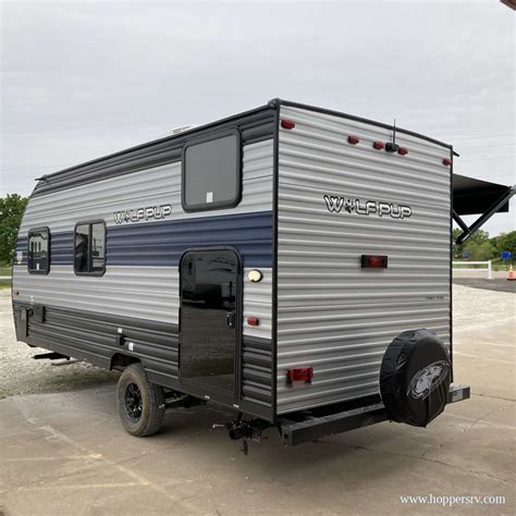 Cherokee Wolf Pup Bhs Hopper Rv