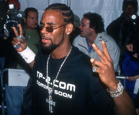 How R Kelly S Troubling Lyrics About Underage Girls Gave Clues About His Decades Of Secret Sex