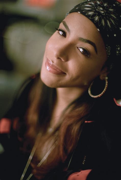 Aaliyahs Style Is Still One In A Million — Cnk Daily Chicksnkicks