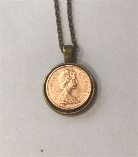 Queen Elizabeth II Coin Pendant - Etsy