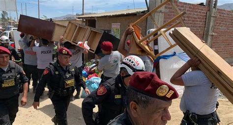 Lluvias en Lima Policía Nacional auxilia a más de 1 300 damnificados