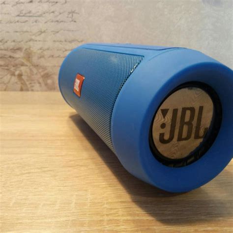 Колонка Jbl charge 2+ – купить в Москве, цена 990 руб., продано 23 ...