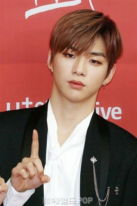 Pop이슈 강다니엘 Lm엔터 법정싸움→워너원 연락두절센터의 데뷔길 안갯속 네이트 연예