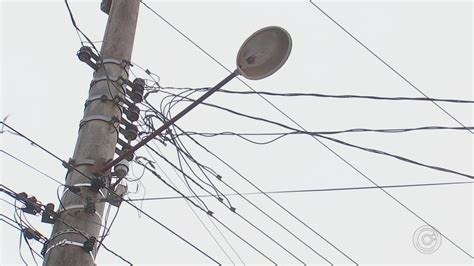 Moradores De São Miguel Arcanjo Reclamam De Prejuízos Com Quedas De