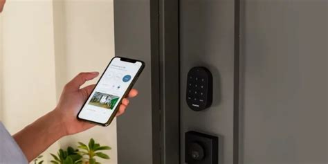 Smart Locks: The Future of Security for Your Home - EmptyLightHome