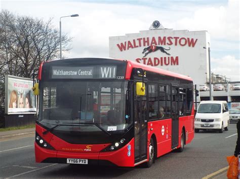 London Bus Route W11