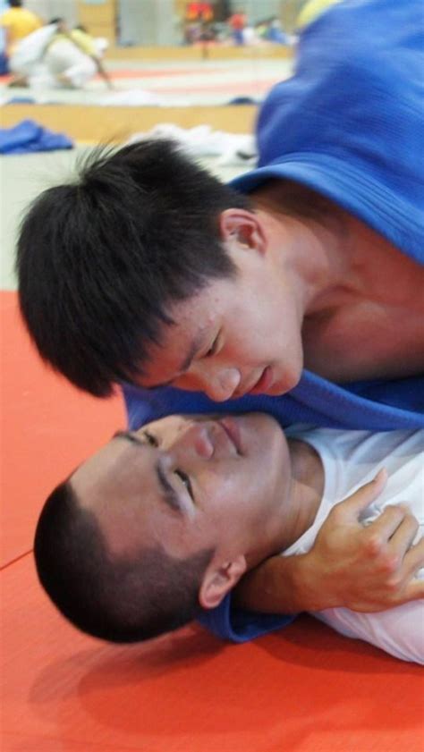 Pin by dawg man on Guardado rápido Buff guys Gay cuddles Hot asian men