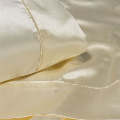 The 22-Momme Silk Satin Sheets (Queen) - Hammacher Schlemmer