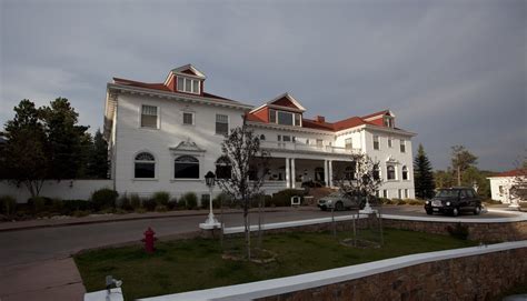 Check Out The Stanley Hotel The Inspiration For The Overlook Hotel In