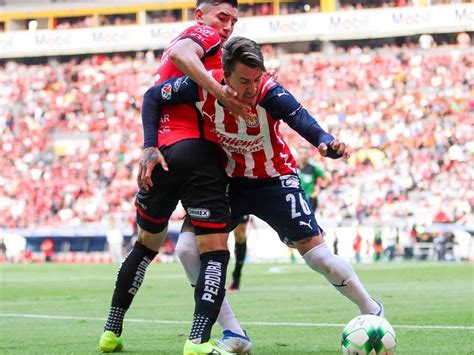 Jugadores De Atlas Tundieron Al Chicote Calderón Por No Haber Sido Campeón Con Chivas Infobae