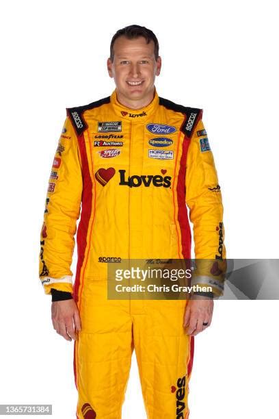 Michael Mcdowell Nascar Photos and Premium High Res Pictures - Getty Images