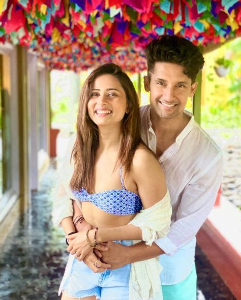 Ravi Dubey Traveled 7 187 Kms To Be With His Wife Sargun Mehta On Her Birthday [pictures Inside]