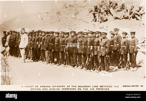 Border Territory Afghan Infantry Khyber Pass Stock Photo Alamy