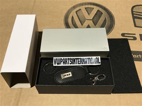 Volkswagen Golf MK4 R32 Leather Keyring Key Fob With Gift Box Owners