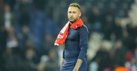 Mercato PSG Manchester United passe à la vitesse supérieure sur le