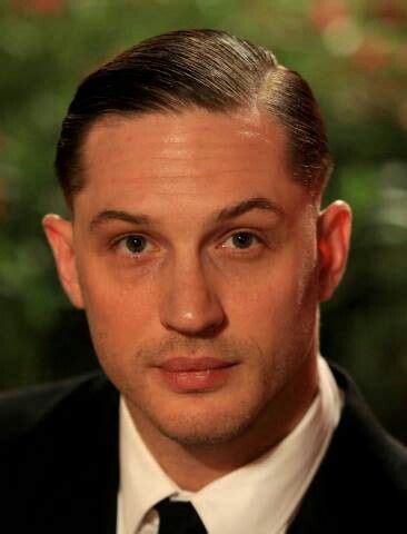 Pin By Th E M On Savorin Smooth Suit Tom Hardy Tom Hardy Photos