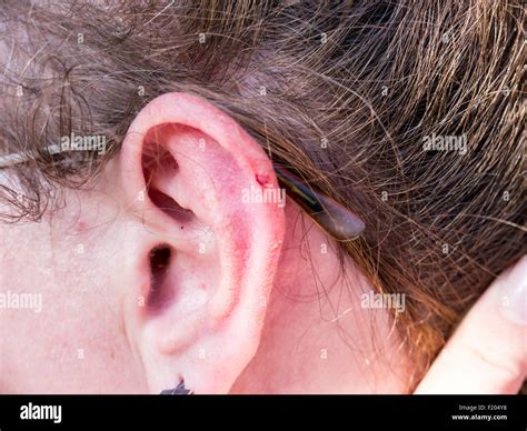 Ear Shape High Resolution Stock Photography and Images - Alamy