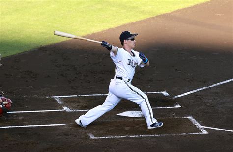 オリックス吉田正尚ホームランダービー初制覇、疲労困憊も「マサタカ劇場」 プロ野球写真ニュース 日刊スポーツ