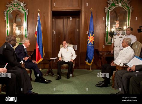 Palacio De Malacanang En Manila Fotos Und Bildmaterial In Hoher