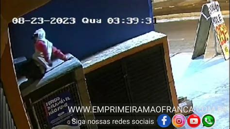 C Meras De Seguran A Flagram Criminosos Furtando Restaurante Em Franca