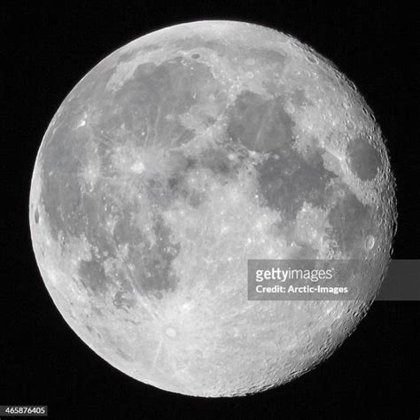 764 Arctic Moon Stock Photos High Res Pictures And Images Getty Images