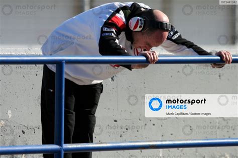 Jock Clear GBR BAR Senior Race Engineer Does Some Stretching