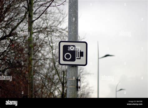 Speed camera sign Stock Photo - Alamy