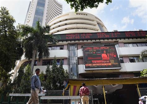 Stock Market Indices Open Lower Amid Negative Global Cues