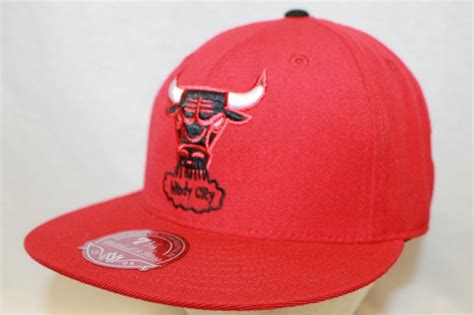 Chicago Bulls Hat Cap The Windy City Fitted Red By Mitchell And Ness