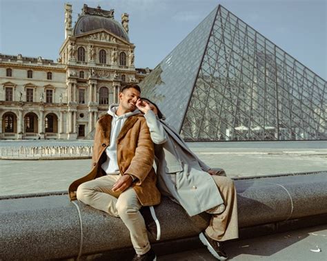 Couple In Paris Paris Couple Paris Trip Outfits Paris Pictures