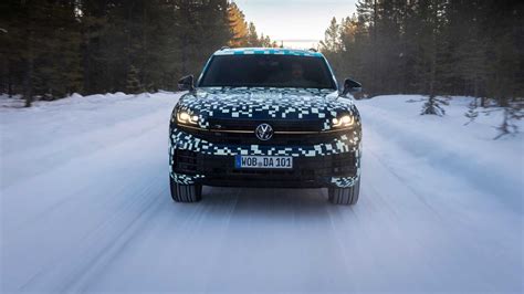 2024 Volkswagen Touareg Facelift Previewed Ahead Of