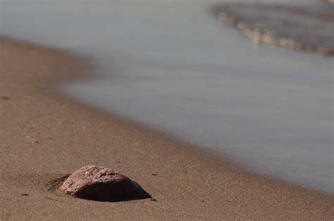 Gambar Pantai Laut Air Pasir Batu Gelombang Tapak Tanah Bahan