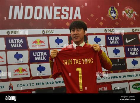 Indonesia, 2019 : Shin Tae Yong when officially inaugurated as ...