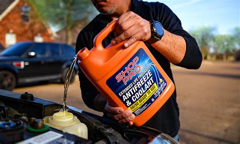 What Does Antifreeze Color Mean? - AutoZone