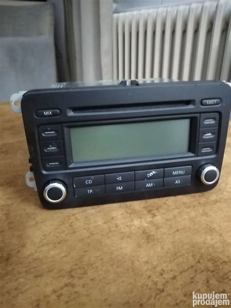 Radio Cd Fabricki Za Pasata B Turana Golfa Golfa Sarana