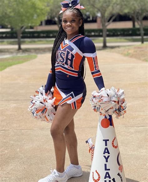 𝘱𝘪𝘯 𝘢𝘮𝘢𝘺𝘢 𝘭𝘰𝘷𝘦 Black Cheerleaders Cheer Outfits Girly Outfits