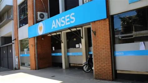 Calendario de pagos de la Anses Quiénes cobran este lunes 20 de mayo