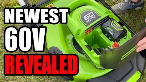 New Greenworks 60v Self Propelled Mower With Support For Two Batteries Youtube