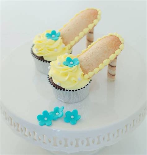 High Heeled Cupcakes Shoes High Heel Cupcakes Shoe Cupcakes Cake Shapes