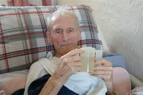 Irelands Oldest Man Turns 108 As Three Word Rule Keeps Him Forever